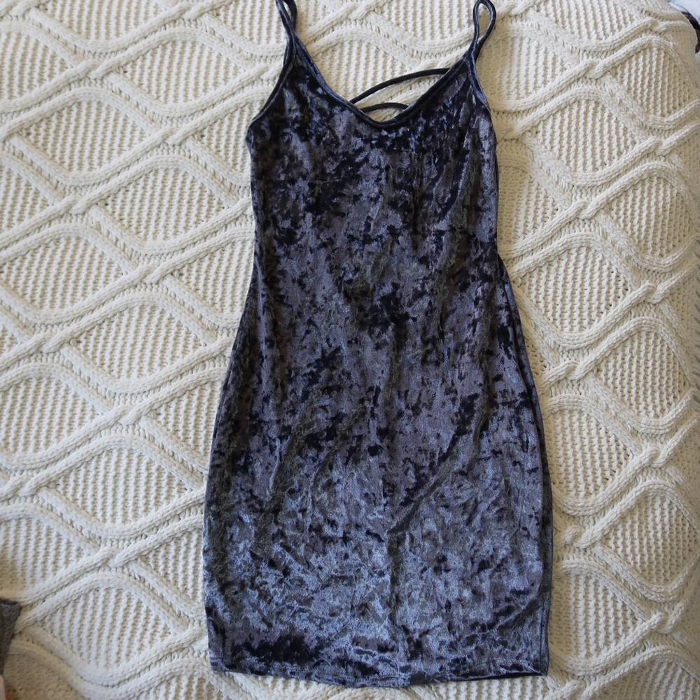 Fashion nova velvet dress